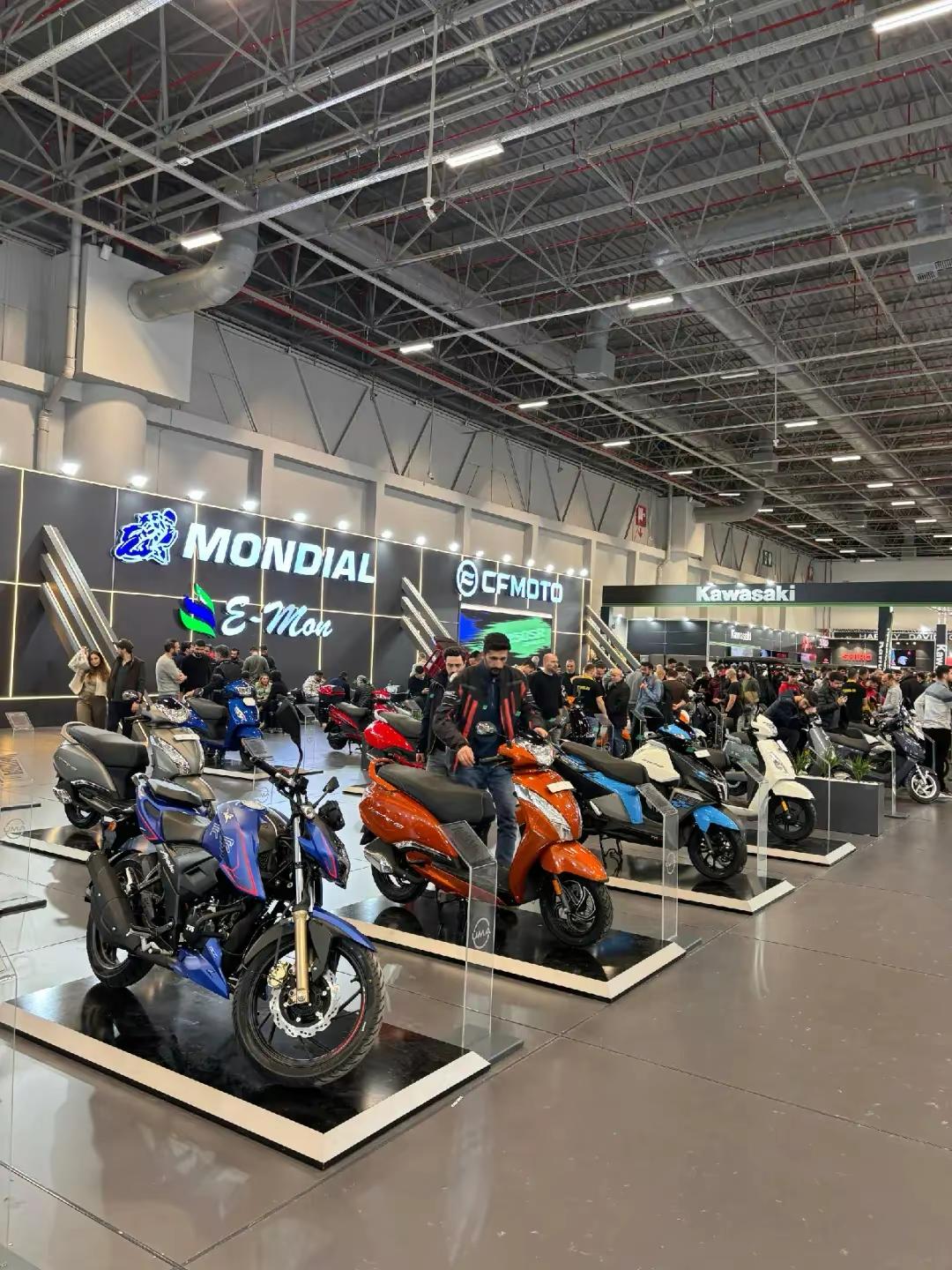 Motors Stand